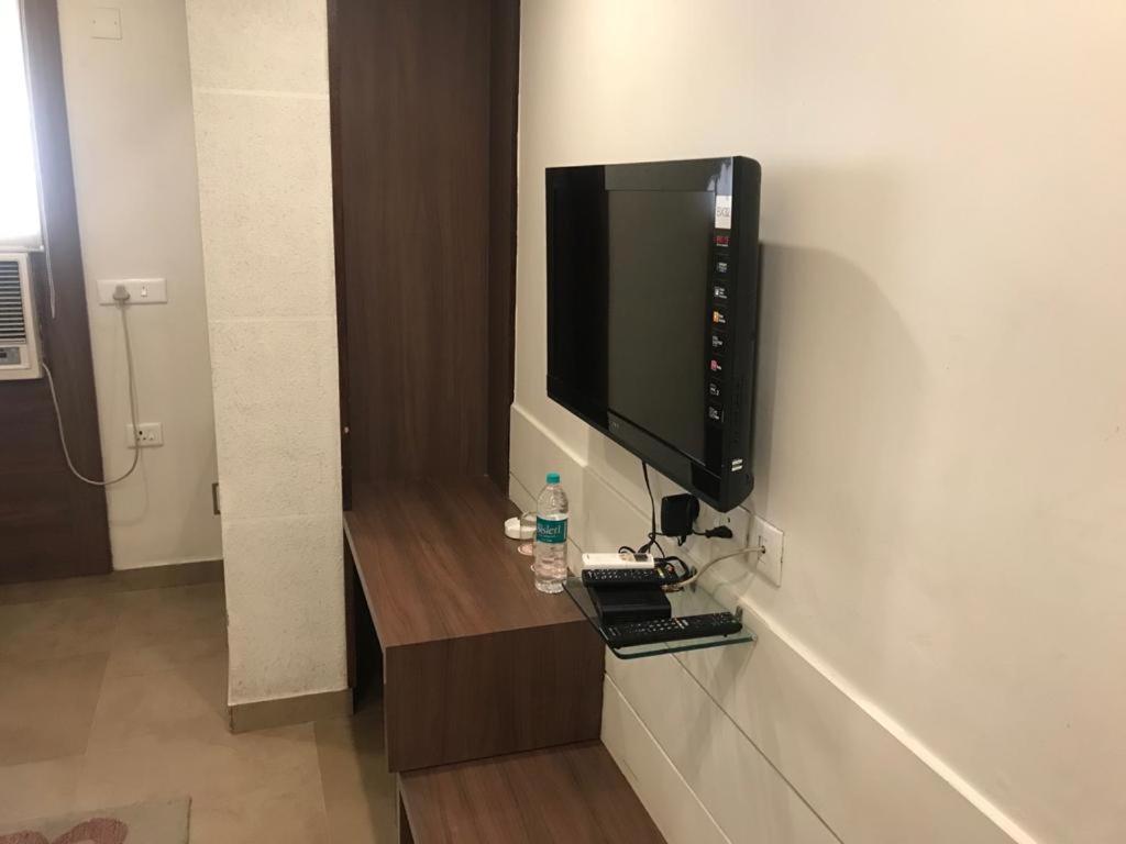 Hotel City Square Hisār Esterno foto