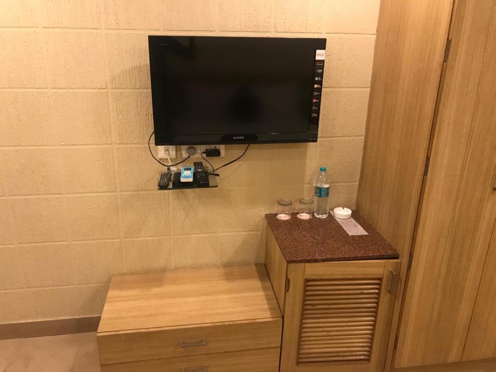 Hotel City Square Hisār Esterno foto