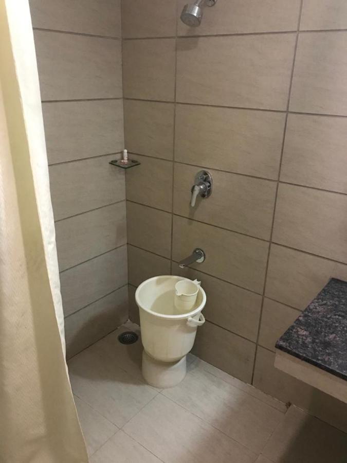 Hotel City Square Hisār Esterno foto